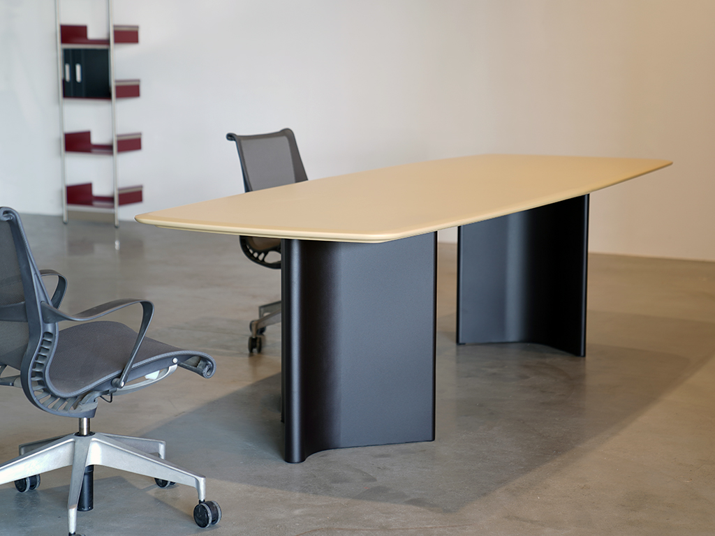 Cloud Conference Table - Detail 1