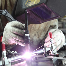 Manual tube welding